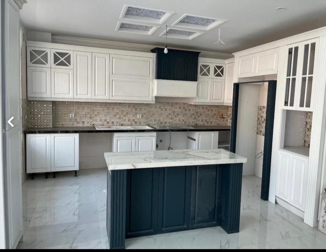 کابینت نیوکلاسیک طرح نو دورنگ کدK۳۱۸