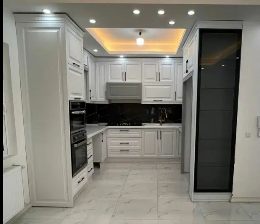 کابینت نیوکلاسیک قابدار پاک چوب روکش خارجی نقدواقساط کدG ۴۴۸