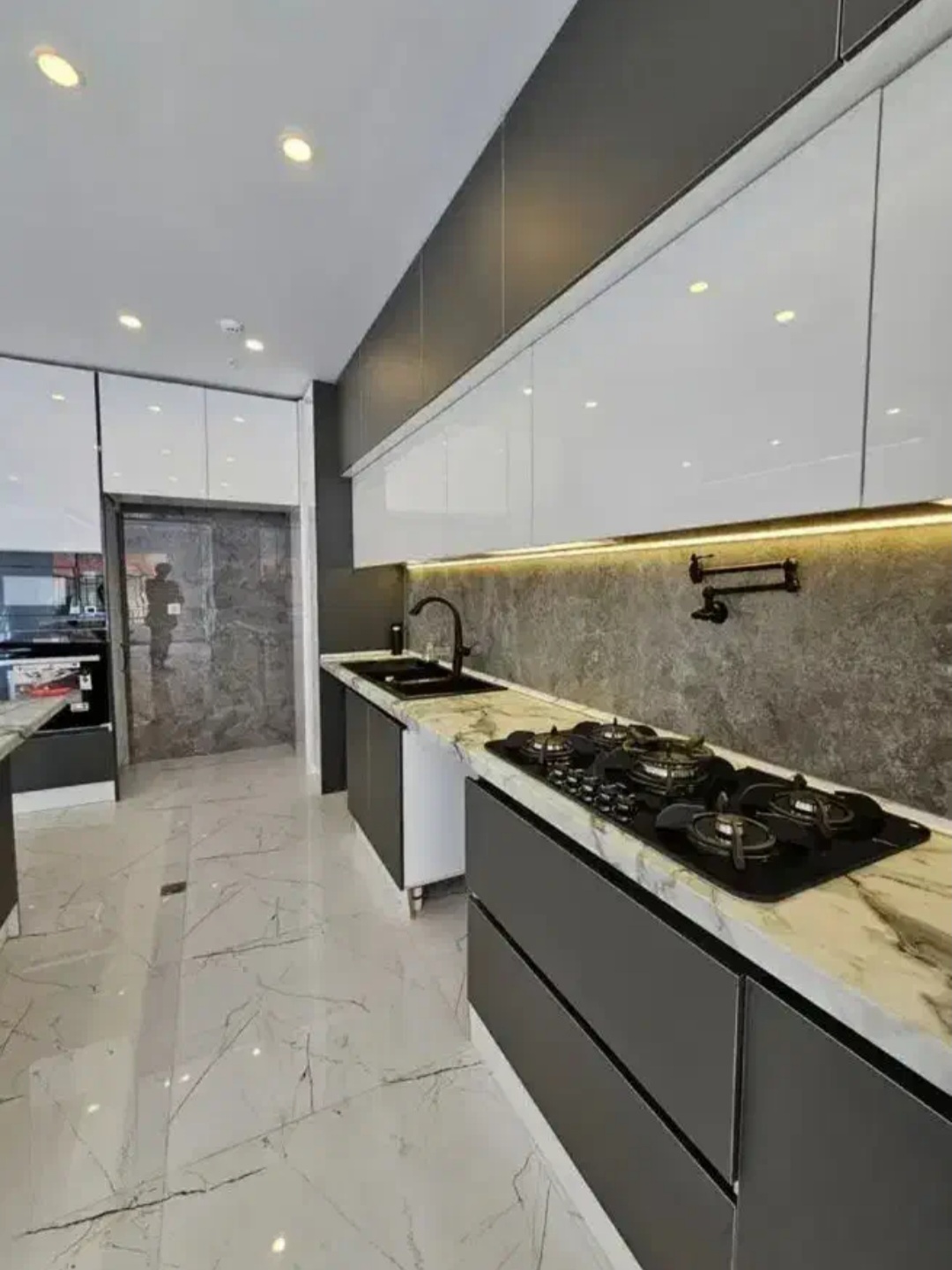 کابینت دوپله دررنگبندی هایگلاس وام دی اف کد ۵۴۱