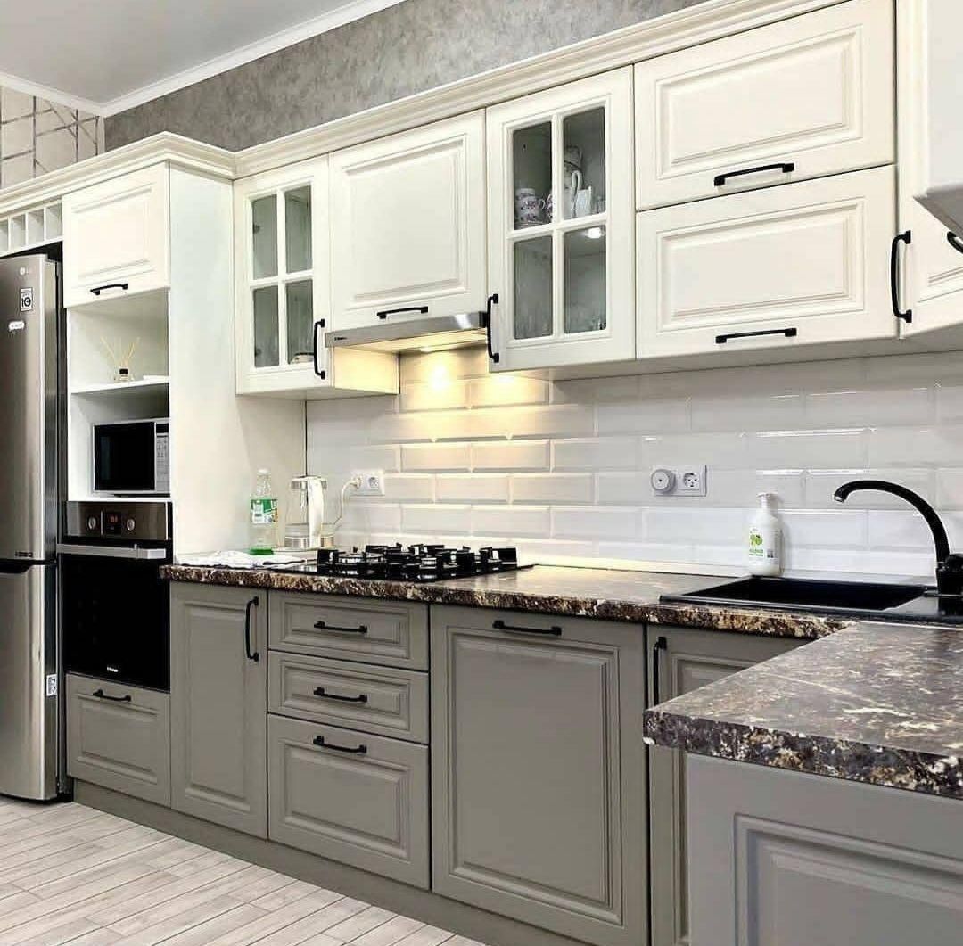 کابینت نئوکلاسیک وکیوم وپلی اورتان دررنگ بندی و طراحی جدید سفارشی بدون محدودیت کد