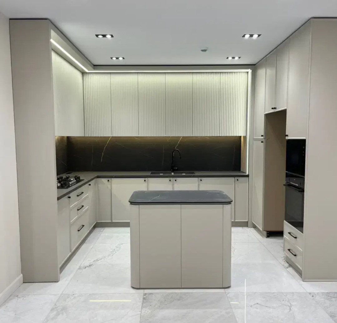 کابینت فقط سفارشی تهران و کرج رنگ بندی کامل هایگلاس وسوپرمات نئوکلاسیک ممبران انزو