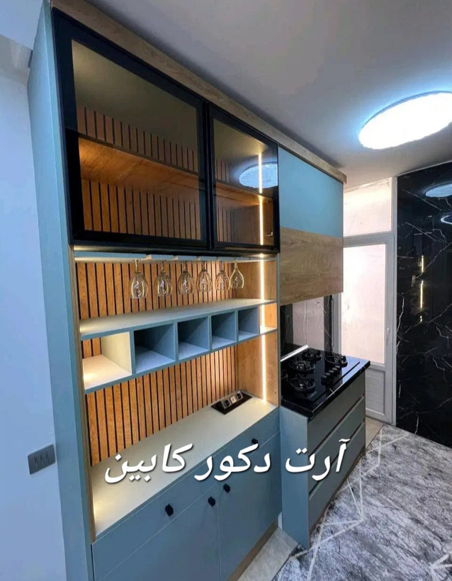 آرت دکور کابین. کارگاه مجهز ساخت کابینت هایگلاس براق وسوپرمات همراه با کافی بار بصورت سفارشی در تهران و کرج.